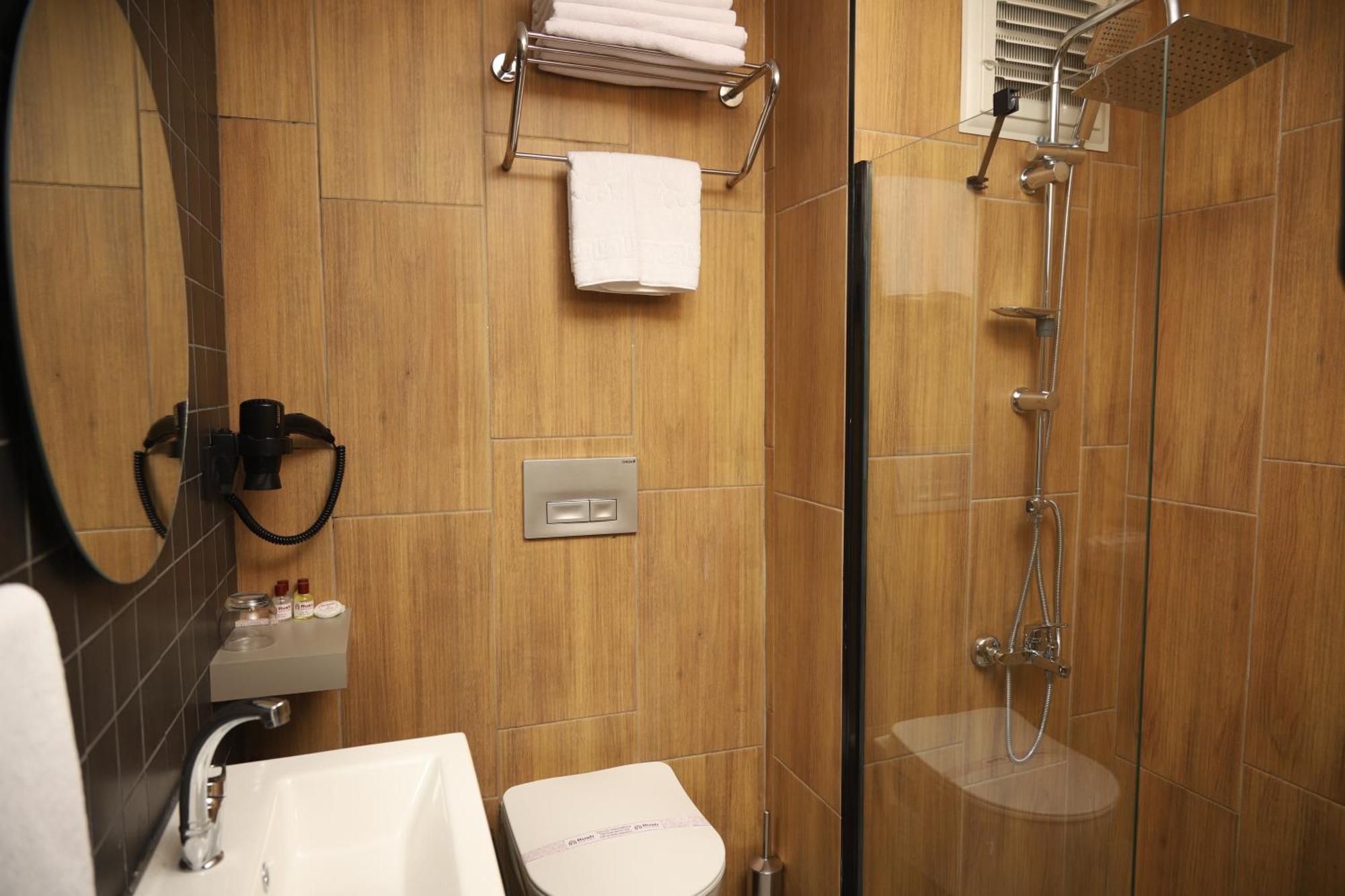 Rush Hotel Tokat Esterno foto